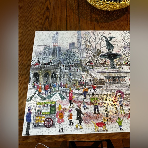 Galison 1000 pc Bethesda Fountain by Micheal Storrings Jigsaw Puzzle, Winter - Picture 3 of 7
